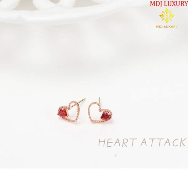 Bông tai vàng nữ trái tim xinh xắn BTH03