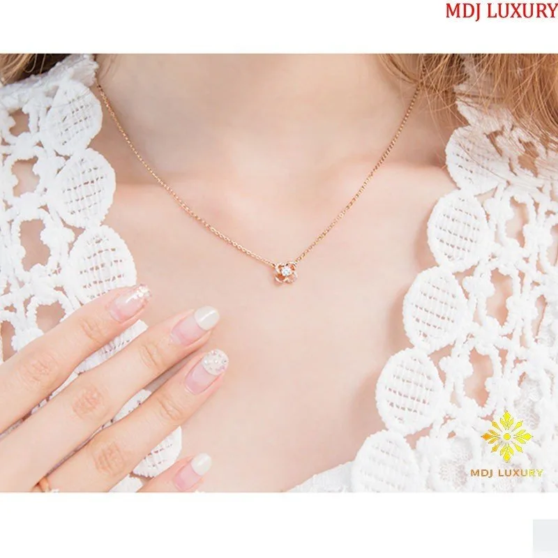 Mặt Dây Chuyền vàng nữ hình hoa xinh xắn_DUH04