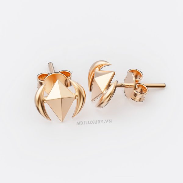 Bông tai nam 18k là trang sức không thể thiếu trong tủ đồ BT40