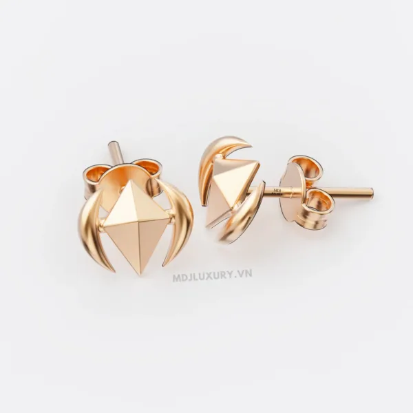 Bông tai nam 18k là trang sức không thể thiếu trong tủ đồ BT40