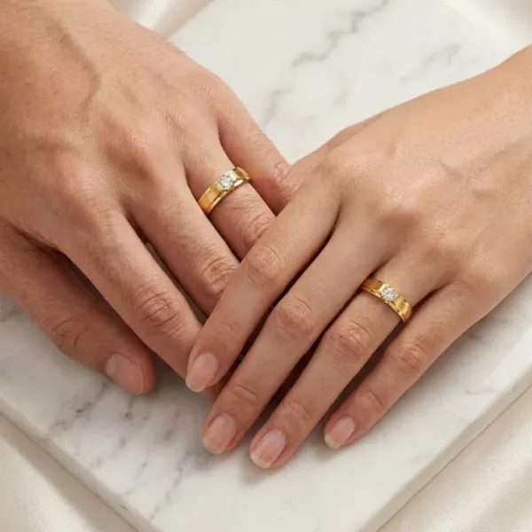 Nhẫn Cưới Vàng Hồng 18K NC172