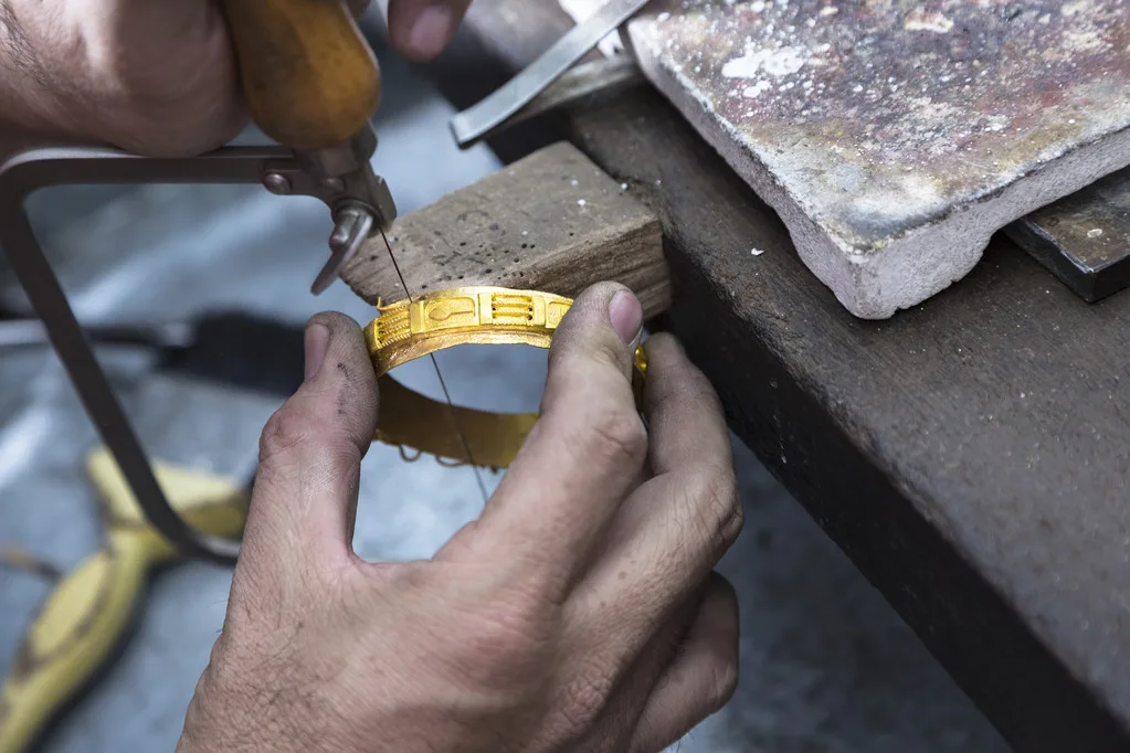 Xưởng Gia Công Vàng Bạc Theo Yêu Cầu Tại Hà Nội – Nâng Tầm Giá Trị Cùng MDJLUXURY