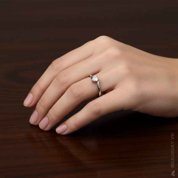 Nhẫn Cầu Hôn Trái tim vàng tây 18K NNU264KC