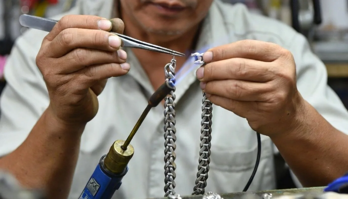 sửa trang sức nam Hà Nội